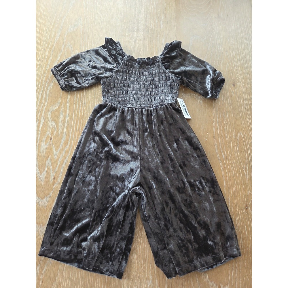Old navy baby girl outfit 18-24 mos‎
